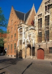 BRUGES, Jan van Eyckplein, maisons du Péage des Débardeurs