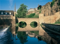 Luxembourg City, fortified bridge, the &quot;Stierchen&quot; allowed...