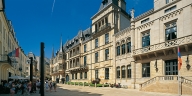 Luxembourg city, Rue du Marché-aux-Herbes.